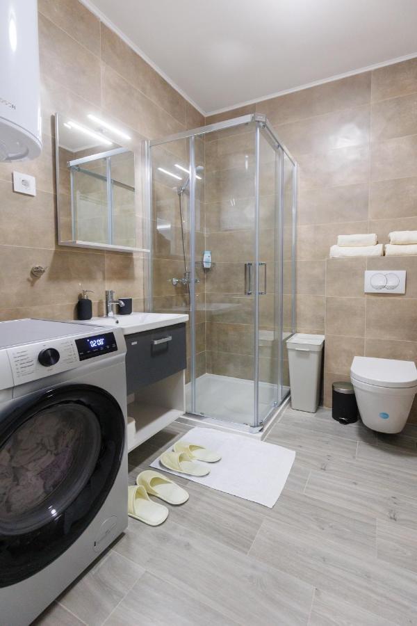 Black & White Apartment 수보티차 외부 사진