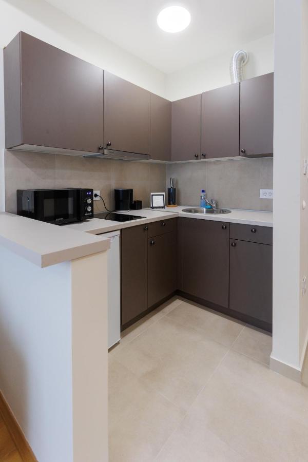 Black & White Apartment 수보티차 외부 사진