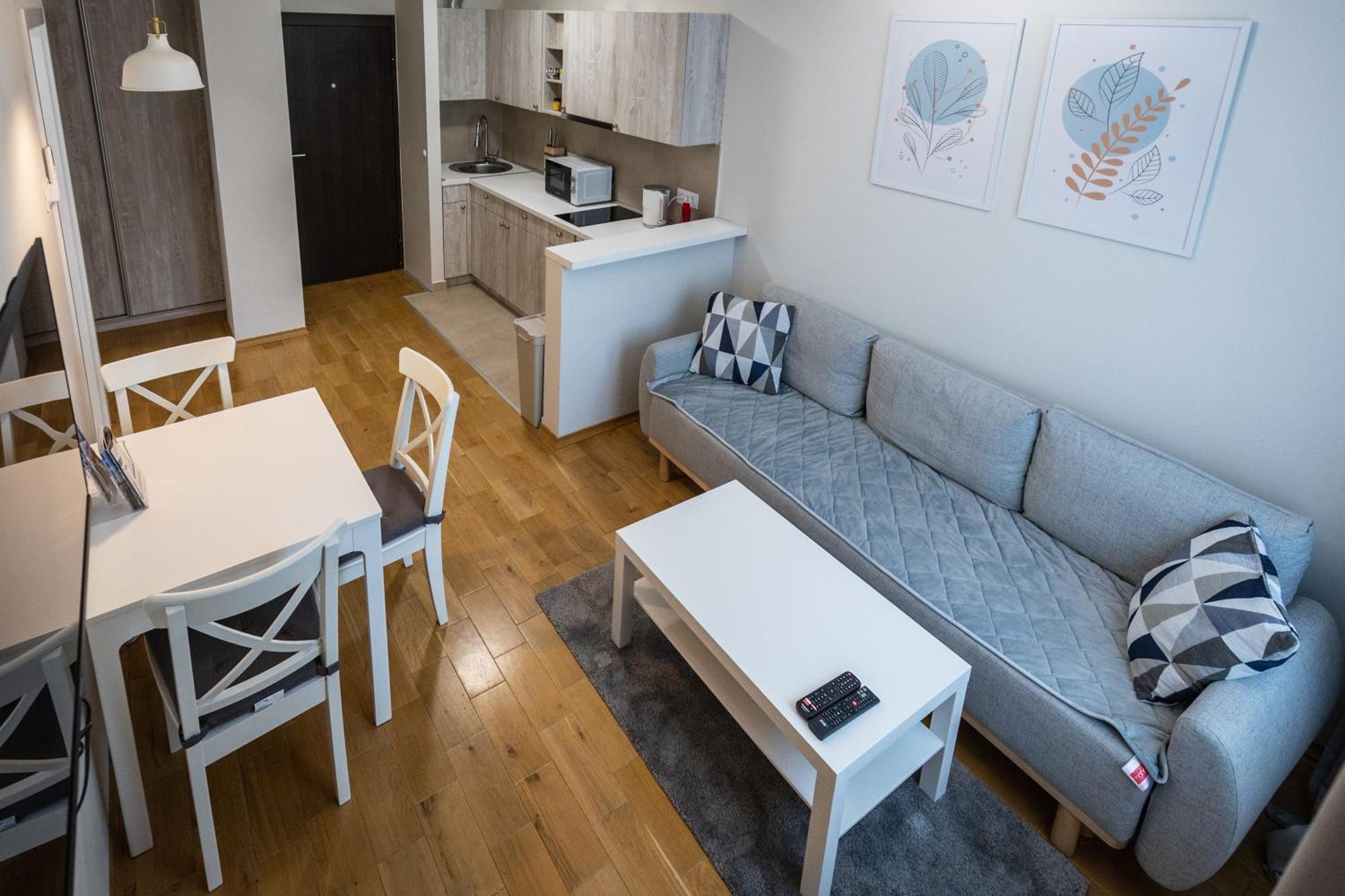 Black & White Apartment 수보티차 외부 사진